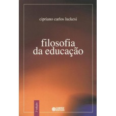 Filosofia da educação: entre a formação de educadores e a qualificação profissional