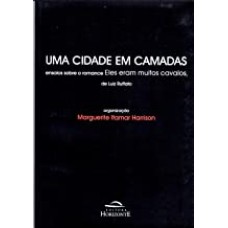 UMA CIDADE EM CAMADAS - FORMATO E FICHA CATALOGRAFICA